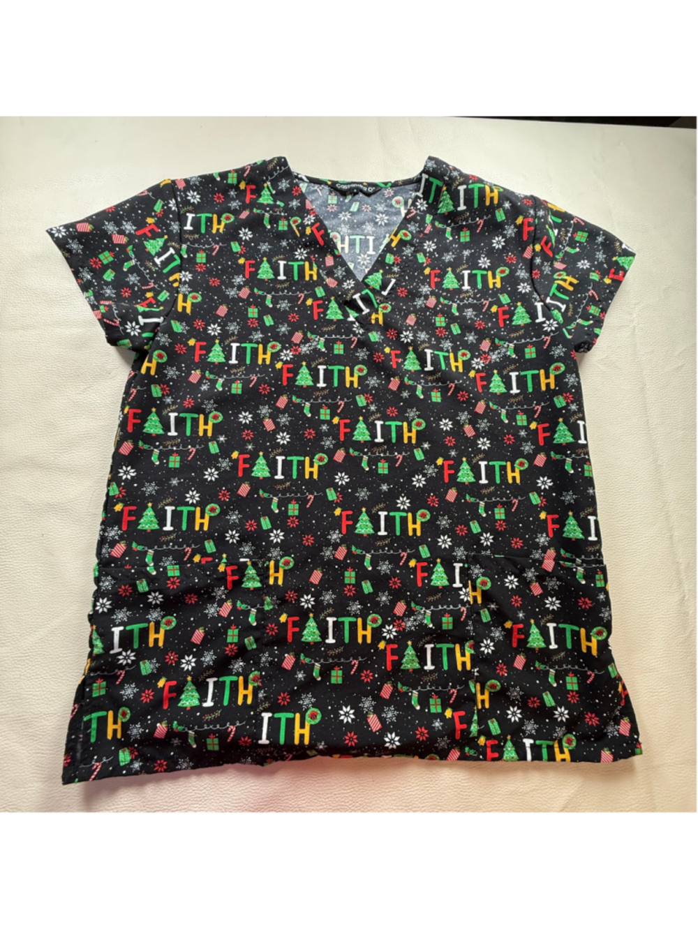 Cassandra O Scrub Top Women Small Christmas Faith Holiday Medical Nurse Shirt